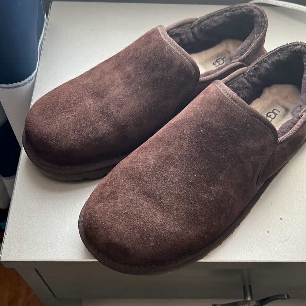 Brand new without box mens size 11 UGG slippers.